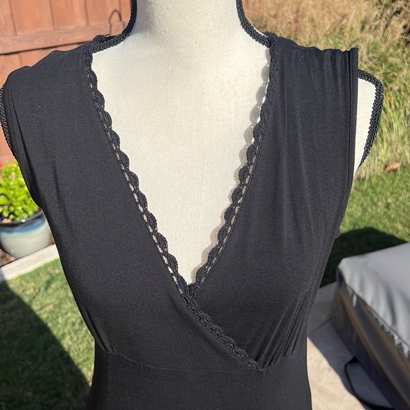 Liz Claiborne Stretchy Black Dress- Medium - Picture 2 of 11